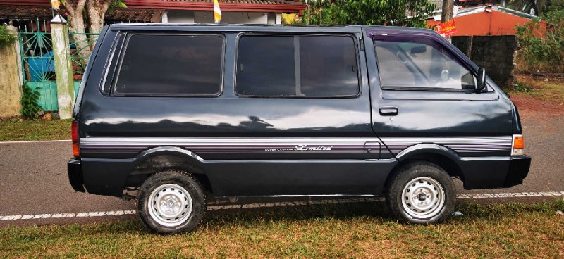 1995 Nissan Vanette Used - Image 1